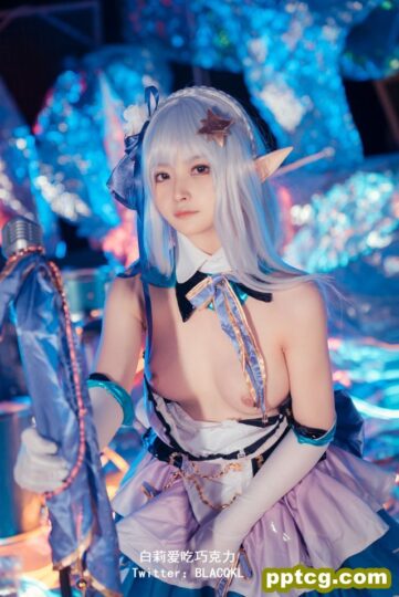 [COS写真]白莉爱吃巧克力 – 艾米莉亚-皮皮兔动漫