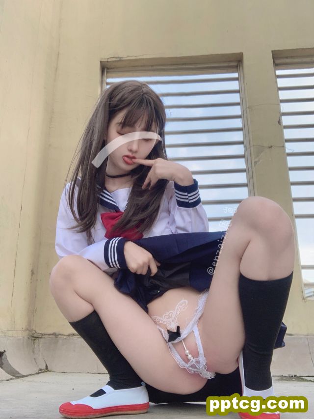 恩崽@enzaizi写真套图合集